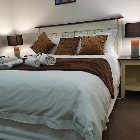 Sunnyridge Lodge East London Esterno foto