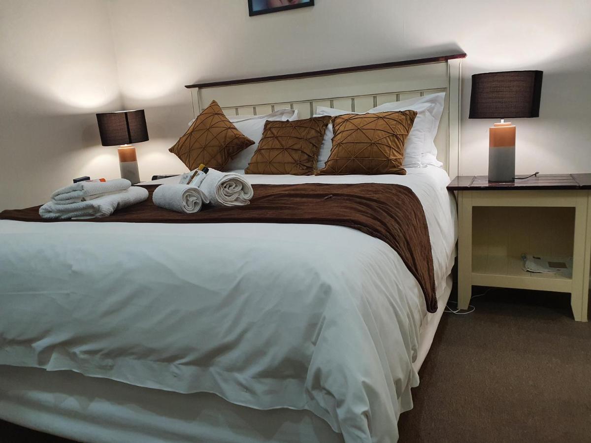 Sunnyridge Lodge East London Esterno foto